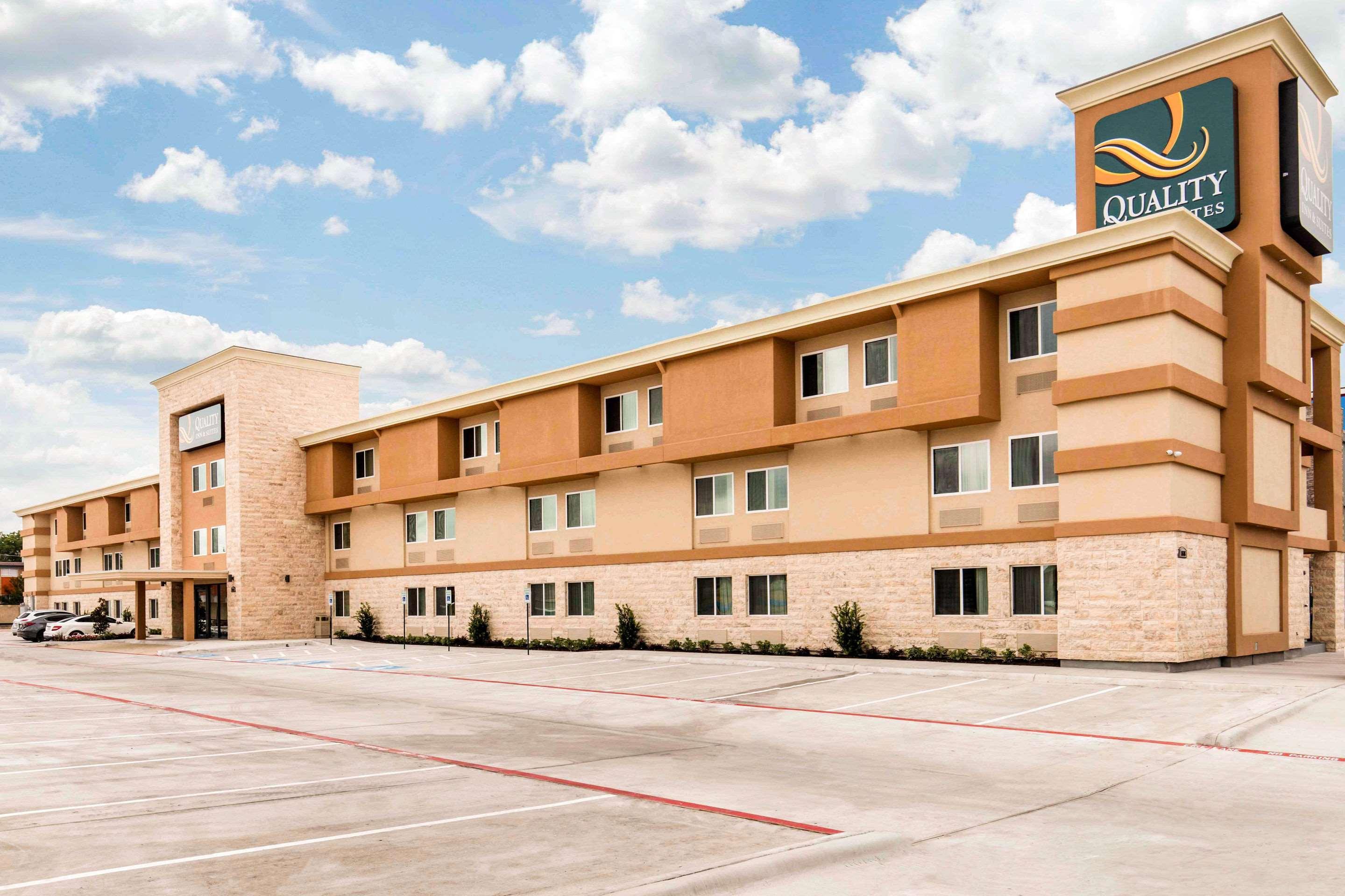 Quality Inn & Suites Plano East - Richardson Exterior foto