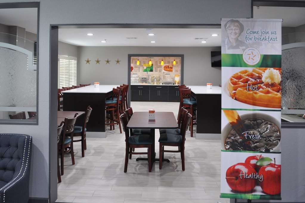 Quality Inn & Suites Plano East - Richardson Restaurant foto